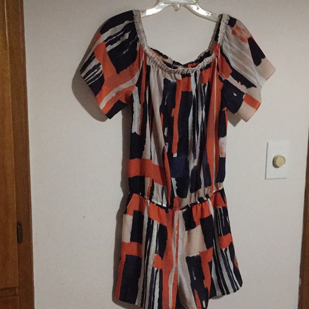 Anthropologie Elenvenses romper size 8 perfect